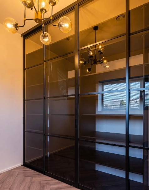 Aluminium frame sliding doors